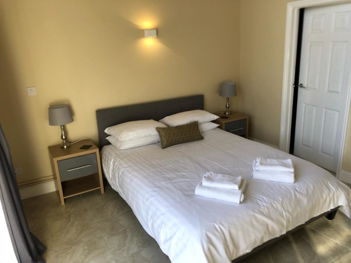 Ramsey Rooms Екстериор снимка