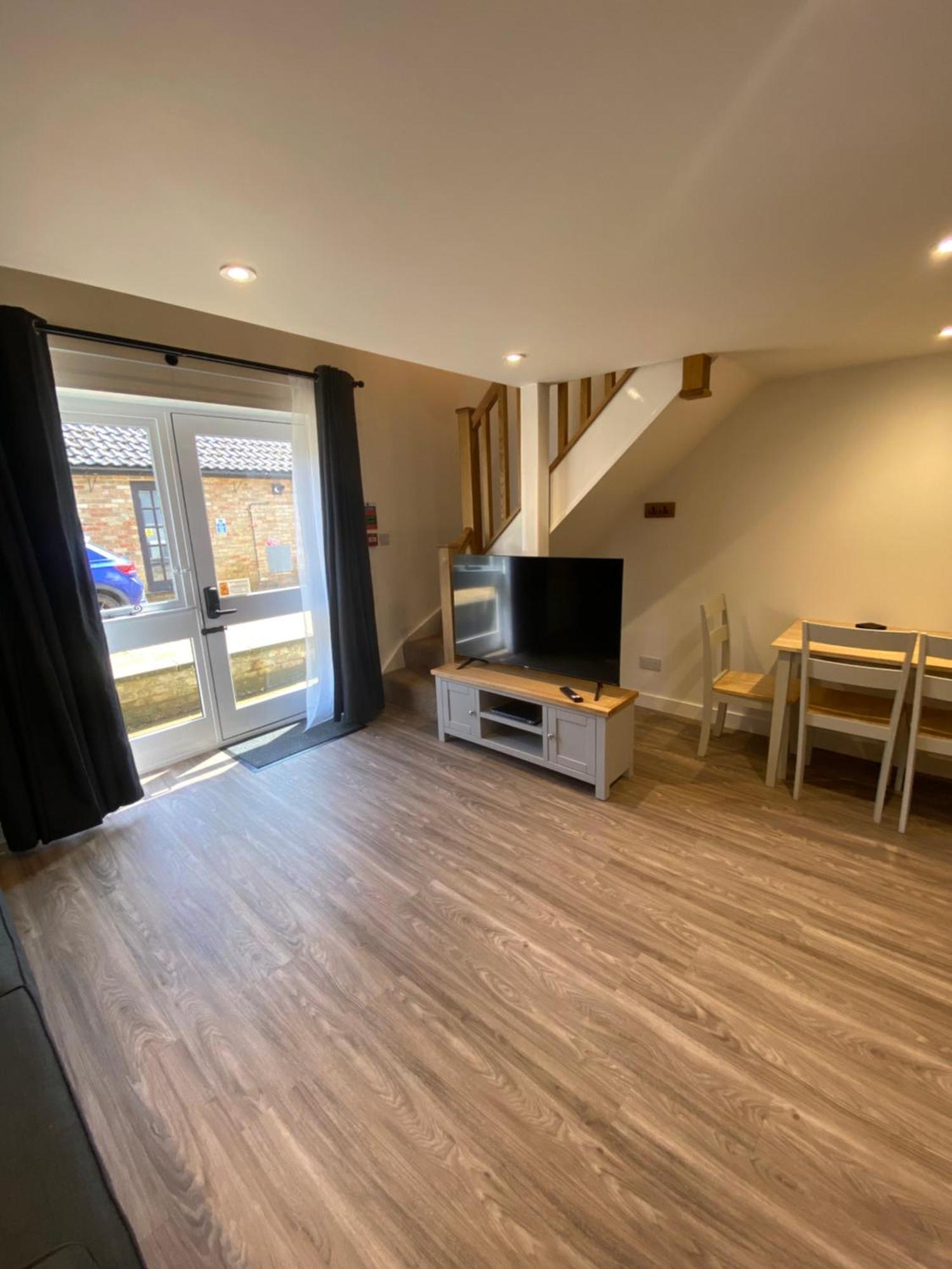 Ramsey Rooms Екстериор снимка